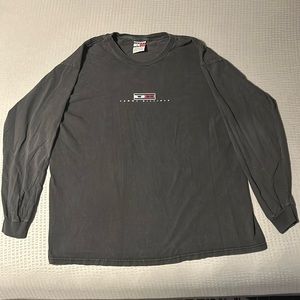 Vintage Tommy Hilfiger long sleeve tee